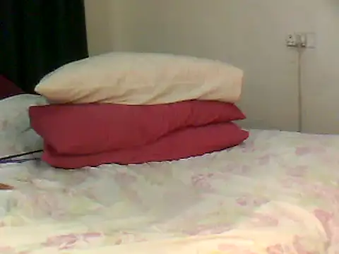 dirasweetlipsxx online show from February 15, 5:41 am