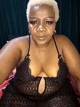 dirasweetlipsxx online show from May 28, 7:22 pm