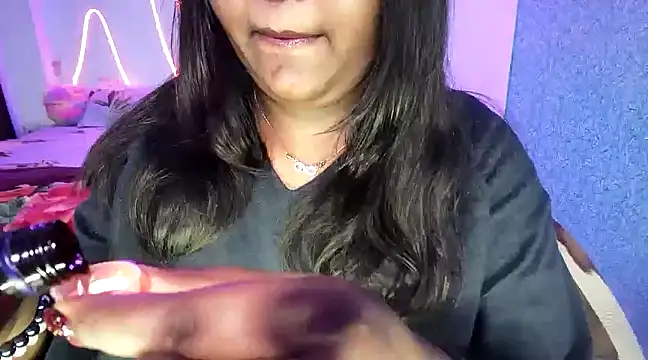 expression queen online show from December 1, 9:26 pm