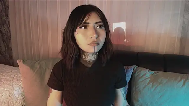 Evangeline bell online show from November 28, 11:07 pm