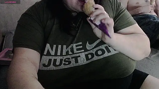 Snapshot of lisa_Black00 chatting on February 14, 11:40 am lisa Black00 online show from February 14, 11:40 am