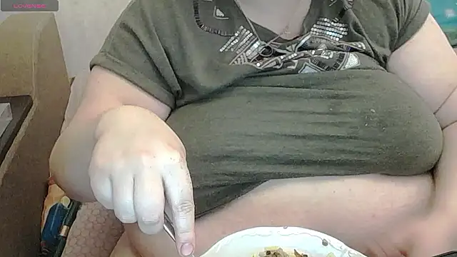 Snapshot of lisa_Black00 chatting on March 13, 7:59 am lisa Black00 online show from March 13, 7:59 am