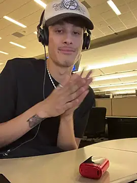 ppahcket online show from January 12, 4:31 am