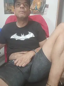 latinmartin73 online show from January 13, 11:21 pm