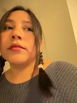 kittyfresita online show from December 1, 1:10 am