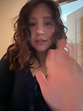 kittyfresita online show from March 1, 3:41 am