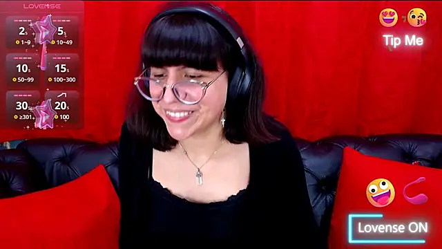 Snapshot of Nataly_Cloud chatting on December 7, 4:03 pm Nataly Cloud online show from December 7, 4:03 pm