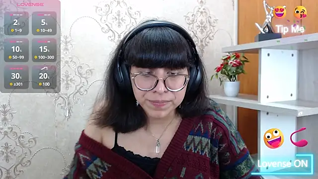 Snapshot of Nataly_Cloud chatting on December 15, 3:53 pm Nataly Cloud online show from December 15, 3:53 pm