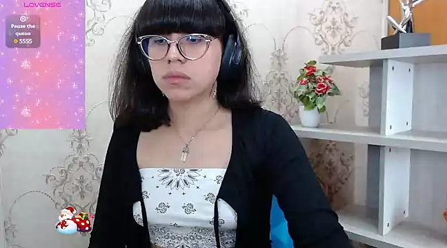 Snapshot of Nataly_Cloud chatting on December 20, 12:05 pm Nataly Cloud online show from December 20, 12:05 pm
