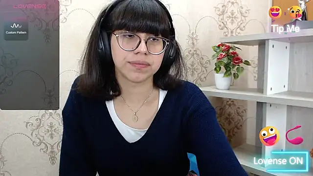 Snapshot of Nataly_Cloud chatting on December 21, 12:49 pm Nataly Cloud online show from December 21, 12:49 pm