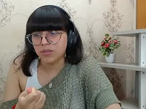 Snapshot of Nataly_Cloud chatting on January 15, 4:21 pm Nataly Cloud online show from January 15, 4:21 pm