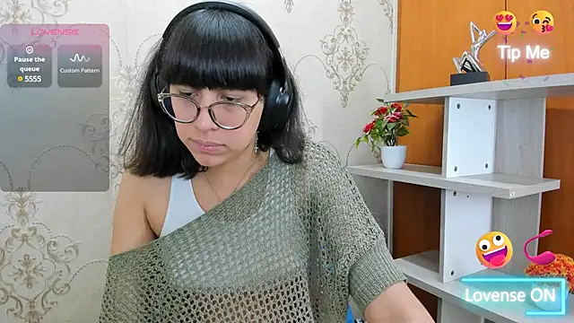 Snapshot of Nataly_Cloud chatting on February 1, 1:30 pm Nataly Cloud online show from February 1, 1:30 pm
