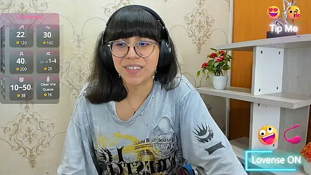 Snapshot of Nataly_Cloud chatting on February 4, 3:47 pm Nataly Cloud online show from February 4, 3:47 pm