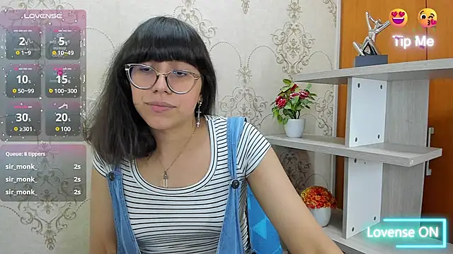 Snapshot of Nataly_Cloud chatting on February 6, 3:31 pm Nataly Cloud online show from February 6, 3:31 pm