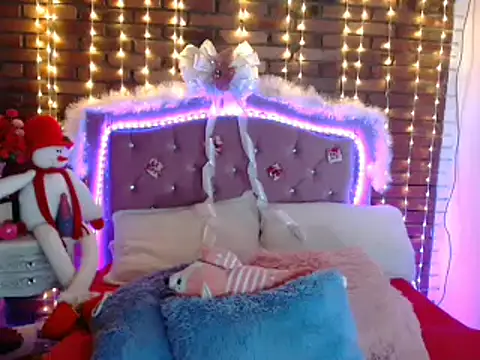 dulcevegga online show from December 13, 5:16 am