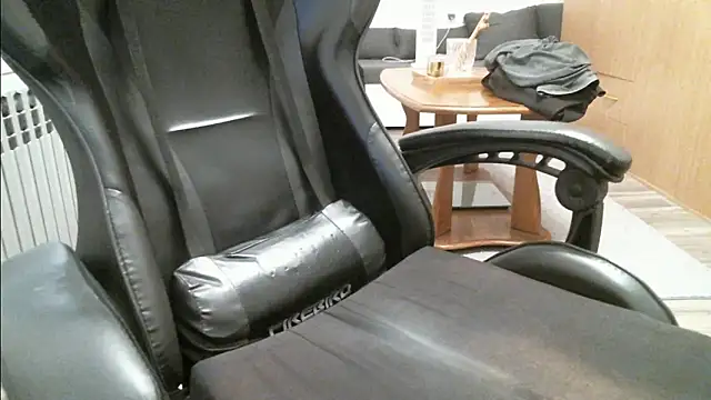 HornyBigCummer online show from November 25, 9:53 am