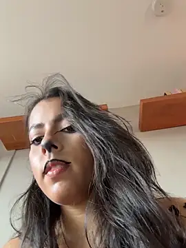 DakotaShelby online show from October 29, 10:11 pm