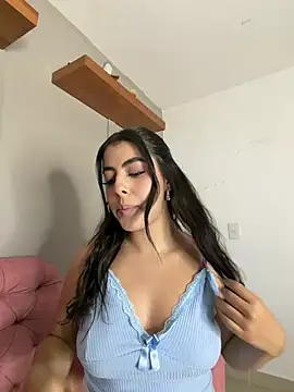DakotaShelby online show from June 21, 1:30 am