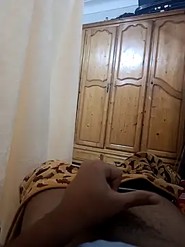 Snapshot of MostafaJr97 chatting on September 18, 6:21 pm MostafaJr97 online show from September 18, 6:21 pm