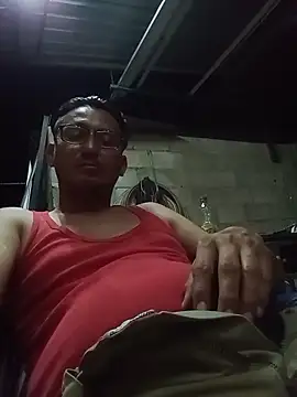 Andresguz35 online show from November 9, 4:00 am