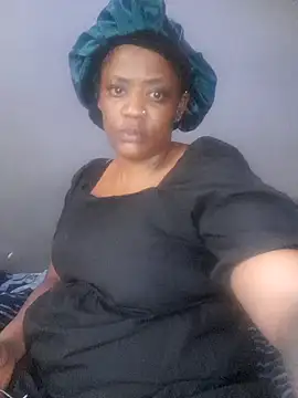 QueenOFthroat online show from January 26, 11:17 am