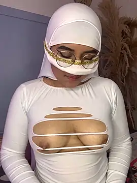 Maisa issa online show from January 16, 4:28 pm