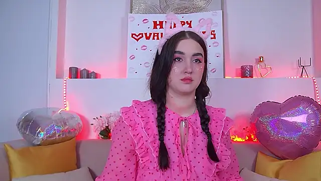 ChristinaMilton online show from February 14, 6:29 pm