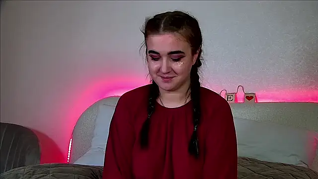 ChristinaMilton online show from February 18, 12:48 am