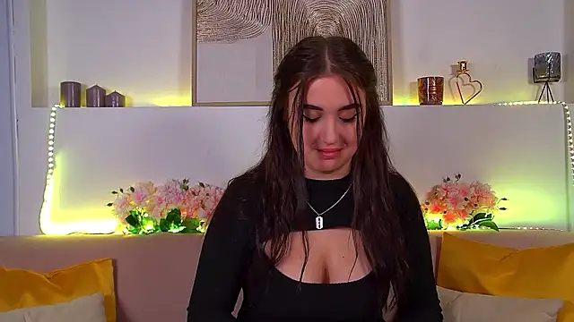 ChristinaMilton online show from February 18, 9:42 pm