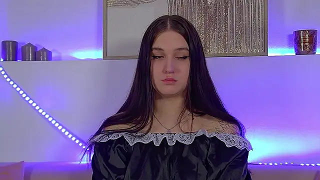 ChristinaMilton online show from February 25, 6:53 pm