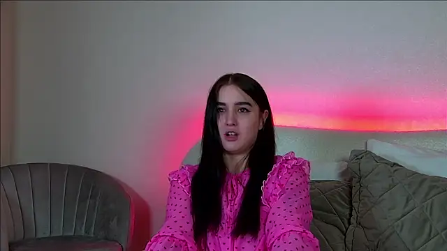 ChristinaMilton online show from March 5, 3:40 am