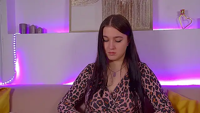 ChristinaMilton online show from March 8, 4:01 am