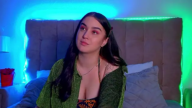 ChristinaMilton online show from March 17, 9:34 pm