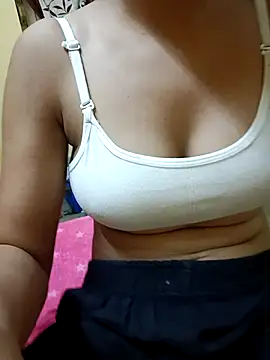 Sanaya 7 online show from September 27, 1:49 pm