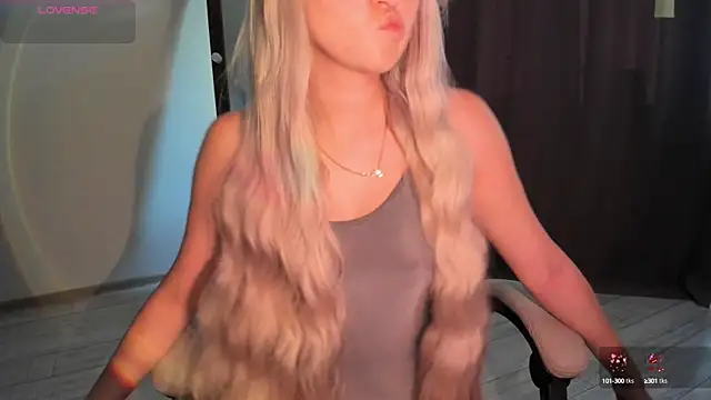 Lana Younes online show from October 10, 12:04 pm