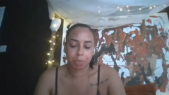Snapshot of bigbootyjayda chatting on June 13, 2:59 pm bigbootyjayda online show from June 13, 2:59 pm