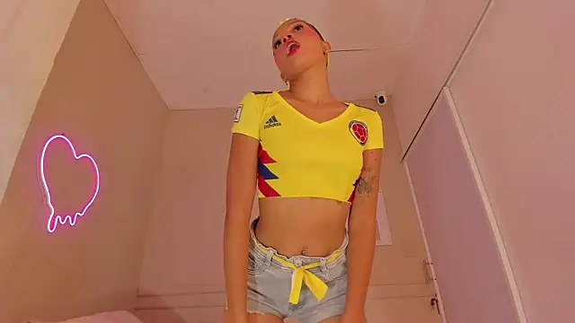 dani skinny  online show from November 10, 11:42 am