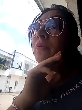 ELISA 90 online show from January 26, 3:58 pm