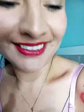 ELISA 90 online show from February 13, 4:17 pm