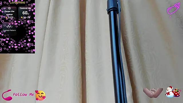 JESSYCORTES online show from November 10, 2:49 pm