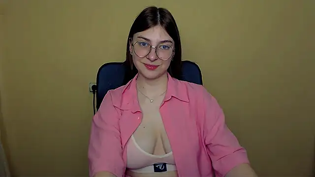 Luna Lush  online show from March 30, 8:26 am