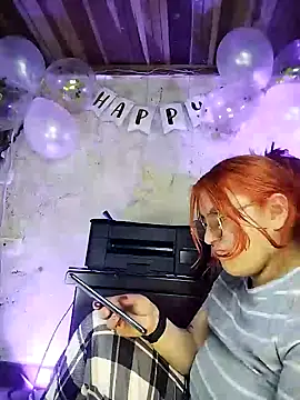 SophiaWeestt99 online show from March 11, 4:43 am