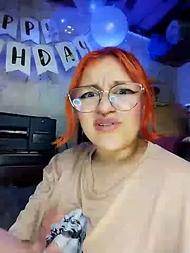 SophiaWeestt99 online show from March 19, 5:41 am