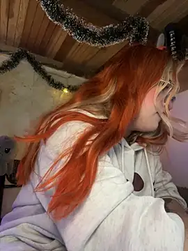 SophiaWeestt99 online show from December 16, 3:55 am