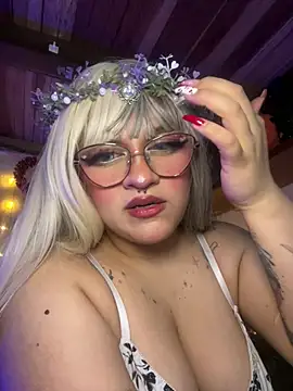 SophiaWeestt99 online show from February 15, 5:37 am