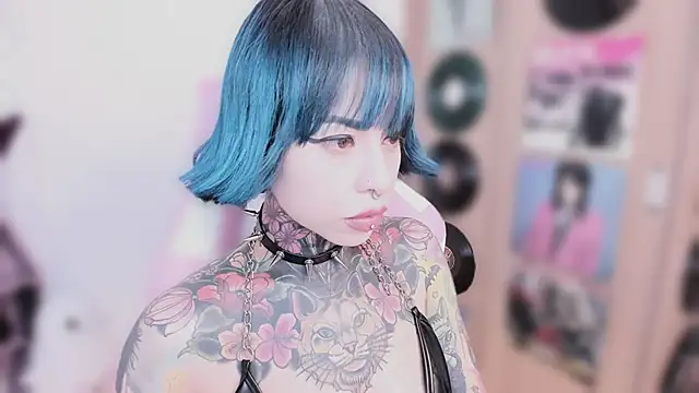 Snapshot of NikkiRamone chatting on February 9, 10:30 am NikkiRamone online show from February 9, 10:30 am