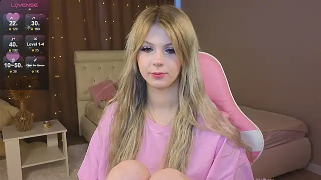 Snapshot of barbieee_b chatting on March 2, 7:43 am barbieee b online show from March 2, 7:43 am