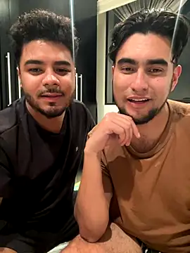 thiagowes online show from November 19, 3:50 am