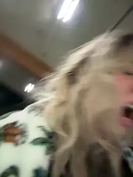 M1ssyk1ssy online show from December 29, 9:09 pm