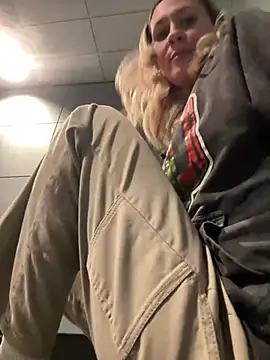 M1ssyk1ssy online show from January 6, 4:23 pm